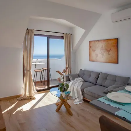 New In Pueblo With Views Apartamento Benalmádena